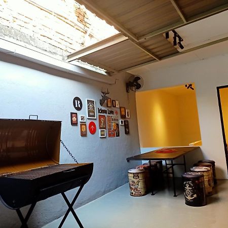 Cozy Homestay With Karaoke System & Pool Table 쿠알라룸푸르 외부 사진