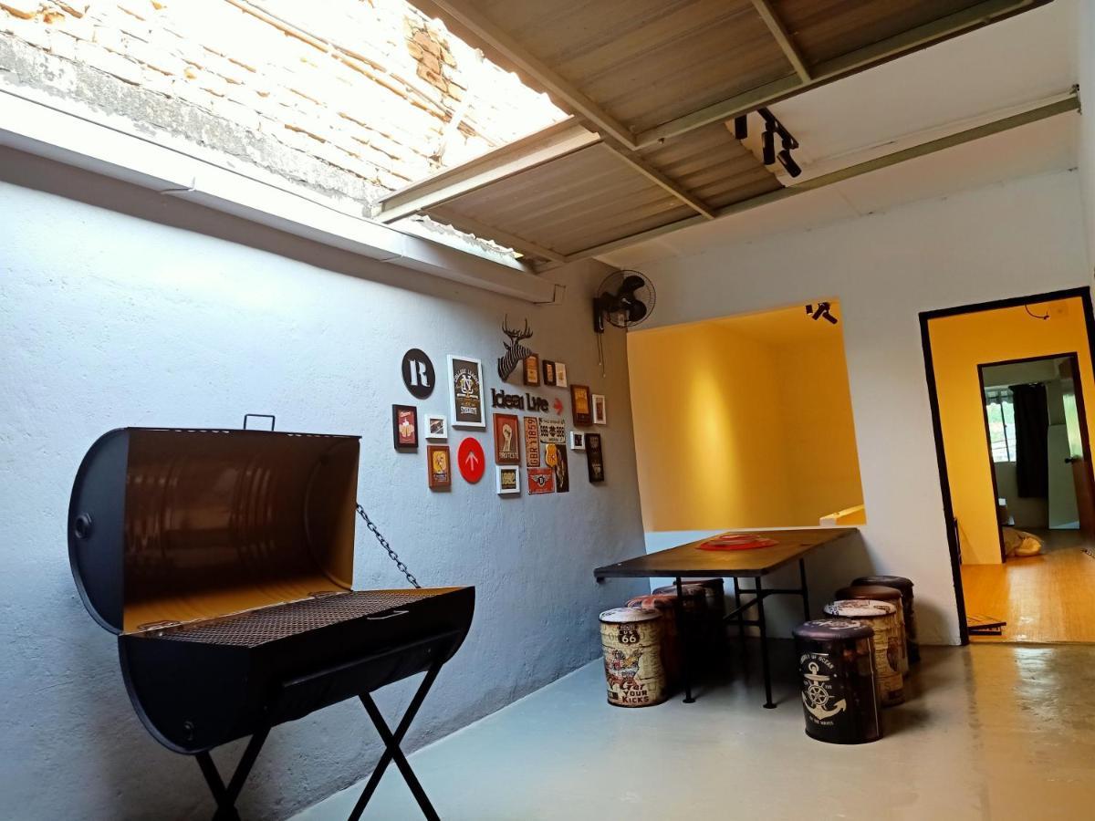 Cozy Homestay With Karaoke System & Pool Table 쿠알라룸푸르 외부 사진